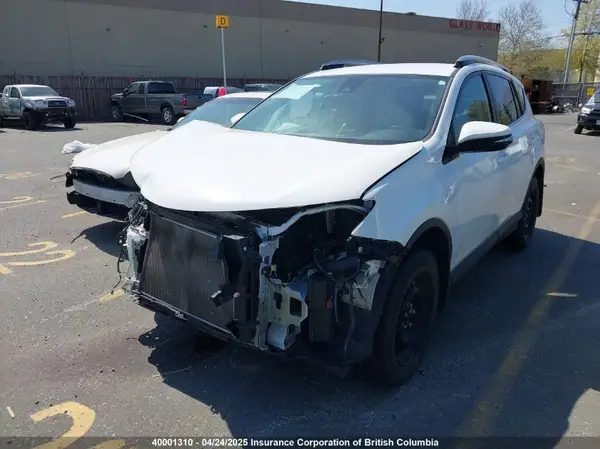 2T3BFREV7JW707917 2018 TOYOTA RAV 4 - Image 2