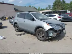 2T3BFREV7JW721042 2018 TOYOTA RAV 4