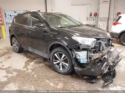 2T3BFREV7JW752159 2018 TOYOTA RAV 4