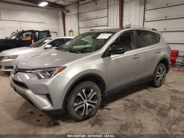 2T3BFREV8GW509257 2016 TOYOTA RAV 4 - Image 2
