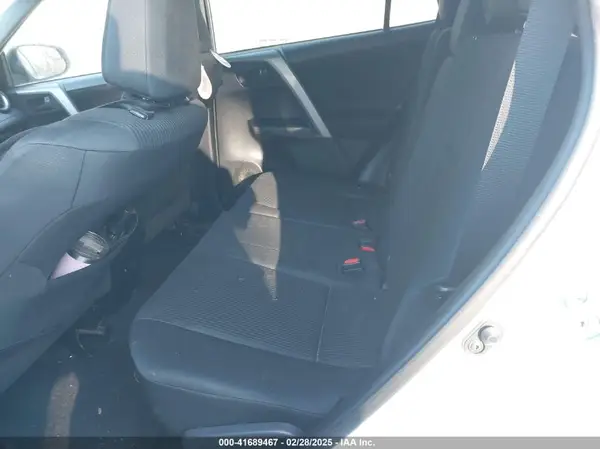 2T3BFREV8HW543376 2017 TOYOTA RAV 4 - Image 8