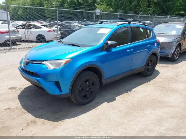 2T3BFREV8HW543538 2017 TOYOTA RAV 4 - Image 2