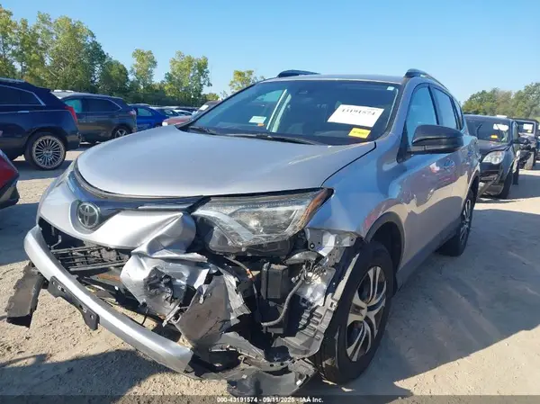 2T3BFREV8HW549792 2017 TOYOTA RAV 4 - Image 2
