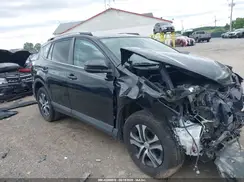 2T3BFREV8HW562476 2017 TOYOTA RAV 4
