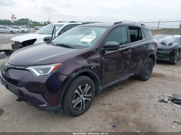 2T3BFREV8HW581884 2017 TOYOTA RAV 4 - Image 2