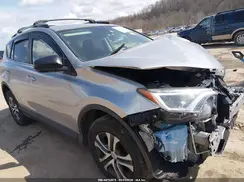 2T3BFREV8HW587863 2017 TOYOTA RAV 4