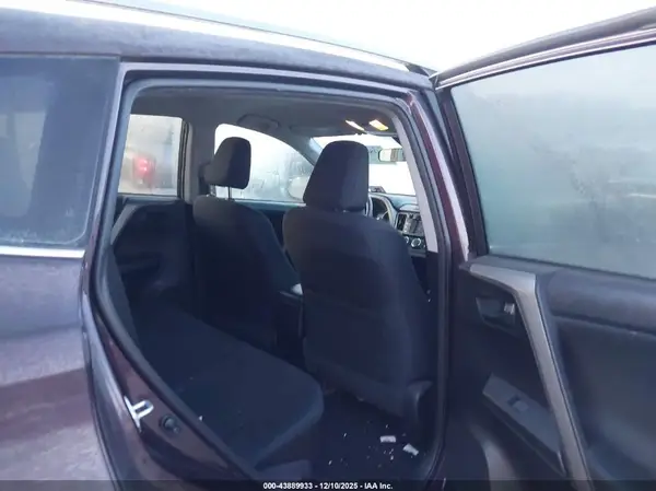2T3BFREV8HW603320 2017 TOYOTA RAV 4 - Image 8