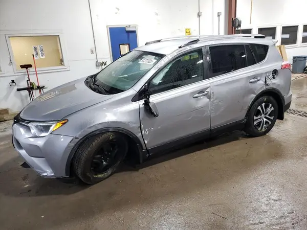 2T3BFREV8HW623423 2017 TOYOTA RAV 4 - Image 1