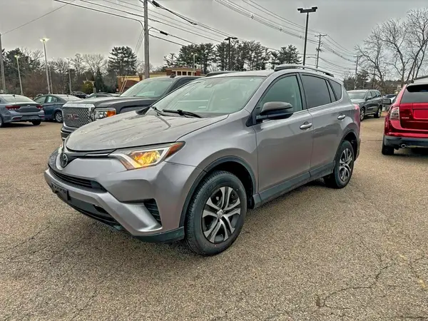 2T3BFREV8HW631702 2017 TOYOTA RAV 4 - Image 2