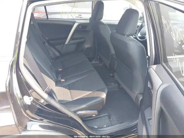 2T3BFREV8HW659404 2017 TOYOTA RAV 4 - Image 8