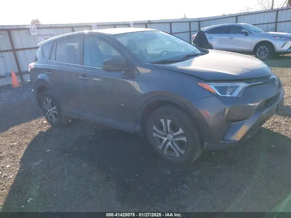 2T3BFREV8HW668605 2017 TOYOTA RAV 4 - Image 1