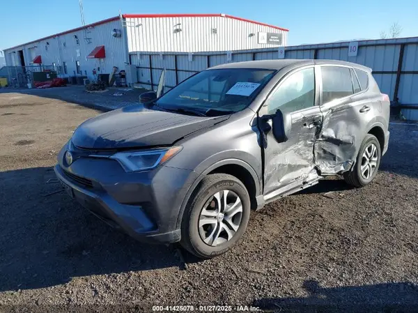 2T3BFREV8HW668605 2017 TOYOTA RAV 4 - Image 2