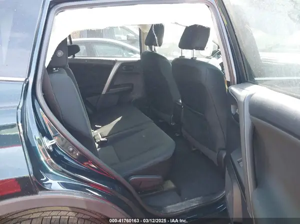 2T3BFREV8JW725617 2018 TOYOTA RAV 4 - Image 8