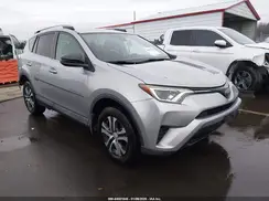 2T3BFREV8JW725813 2018 TOYOTA RAV 4