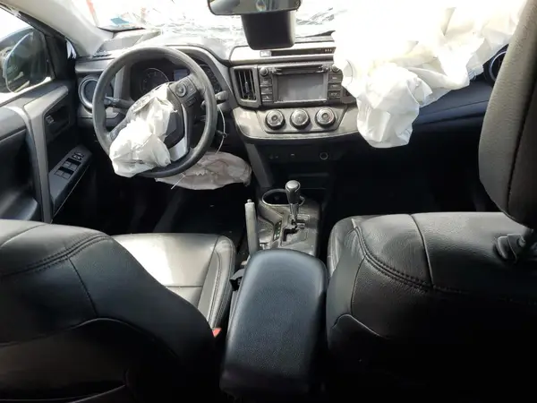 2T3BFREV8JW752512 2018 TOYOTA RAV 4 - Image 8