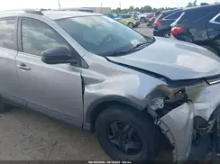 2T3BFREV8JW758553 2018 TOYOTA RAV 4