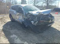 2T3BFREV8JW760979 2018 TOYOTA RAV 4