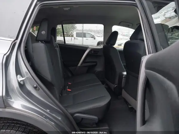 2T3BFREV8JW850391 2018 TOYOTA RAV 4 - Image 8