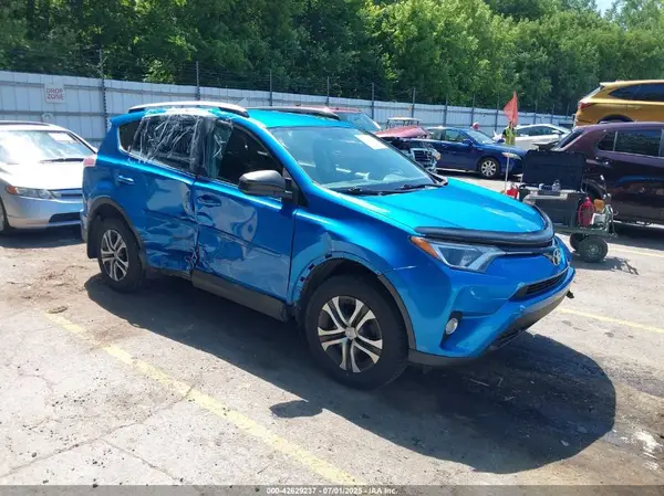 2T3BFREV9GW415680 2016 TOYOTA RAV 4 - Image 1