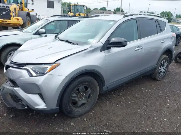 2T3BFREV9HW644474 2017 TOYOTA RAV 4 - Image 2