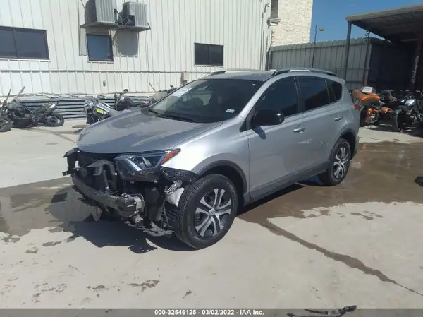 2T3BFREV9HW651375 2017 TOYOTA RAV 4 - Image 2