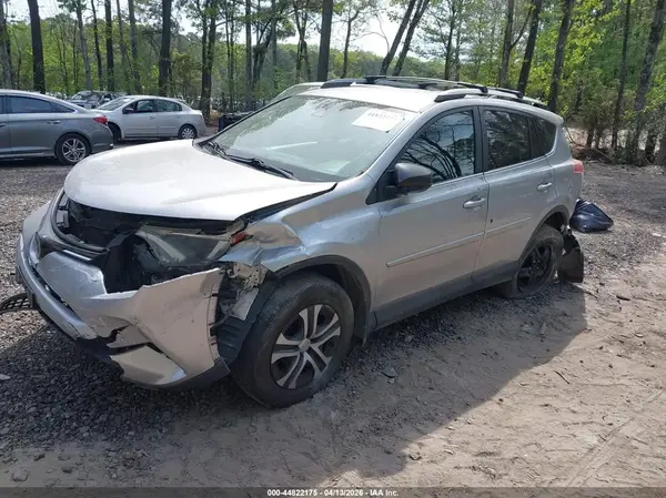 2T3BFREV9HW654440 2017 TOYOTA RAV 4 - Image 2