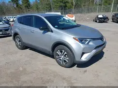 2T3BFREV9HW668371 2017 TOYOTA RAV 4