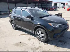 2T3BFREV9JW710818 2018 TOYOTA RAV 4