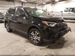 2T3BFREV9JW745911 2018 TOYOTA RAV 4