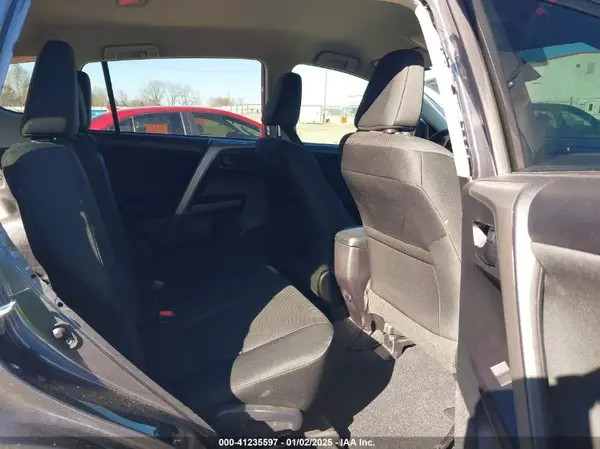 2T3BFREV9JW762742 2018 TOYOTA RAV 4 - Image 8