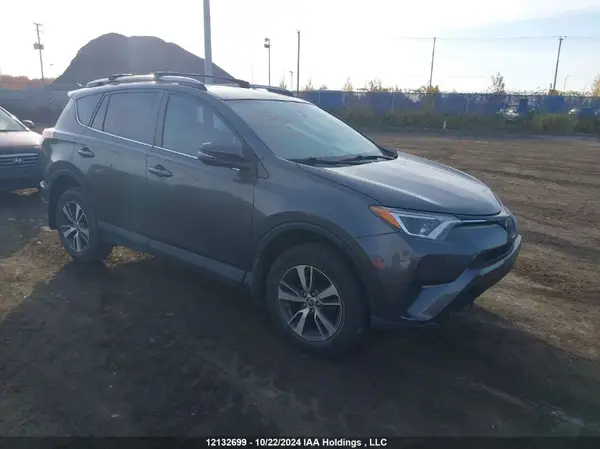 2T3BFREV9JW771909 2018 TOYOTA RAV 4 - Image 1