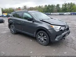 2T3BFREV9JW772140 2018 TOYOTA RAV 4