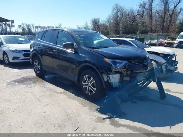 2T3BFREV9JW819425 2018 TOYOTA RAV 4 - Image 1