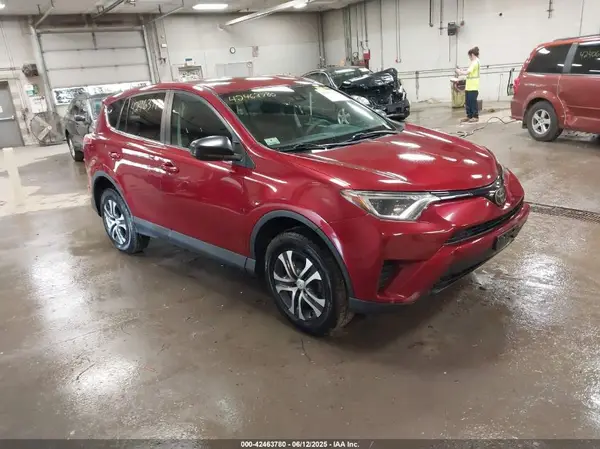 2T3BFREV9JW825953 2018 TOYOTA RAV 4 - Image 1