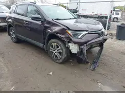 2T3BFREV9JW839254 2018 TOYOTA RAV 4