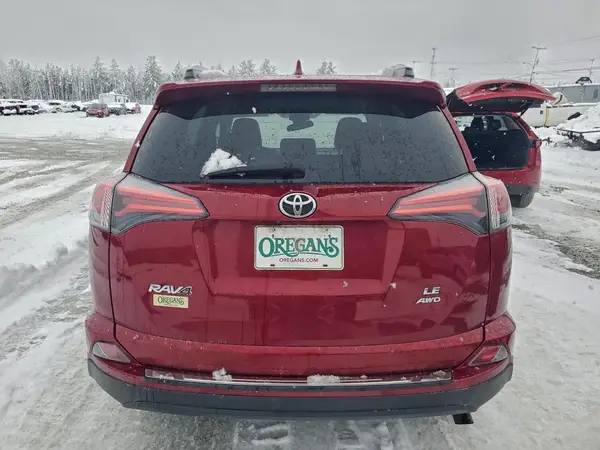 2018 TOYOTA RAV 4 auction photo 6