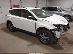 2T3BFREV9JW856071 2018 TOYOTA RAV 4