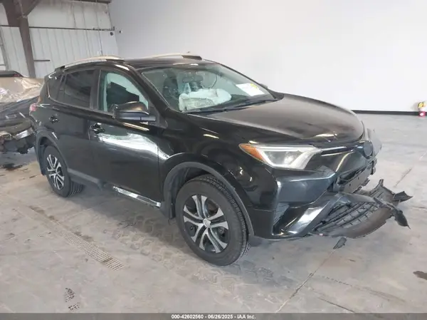 2T3BFREVXGW414876 2016 TOYOTA RAV 4 - Image 1