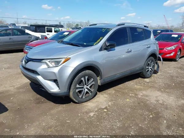 2T3BFREVXHW546618 2017 TOYOTA RAV 4 - Image 2