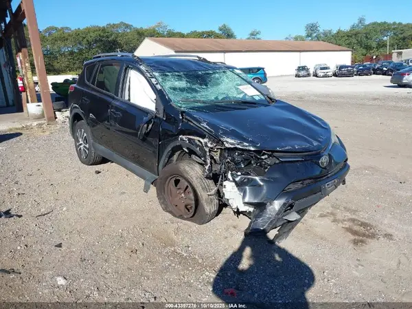 2T3BFREVXHW609023 2017 TOYOTA RAV 4 - Image 1