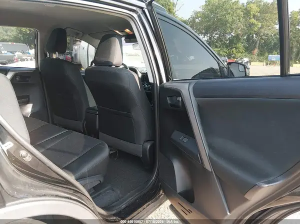2T3BFREVXHW633497 2017 TOYOTA RAV 4 - Image 8