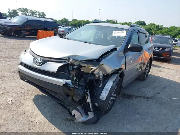 2T3BFREVXHW641518 2017 TOYOTA RAV 4 - Image 2