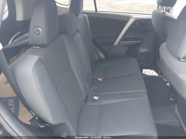 2T3BFREVXHW646573 2017 TOYOTA RAV 4 - Image 8