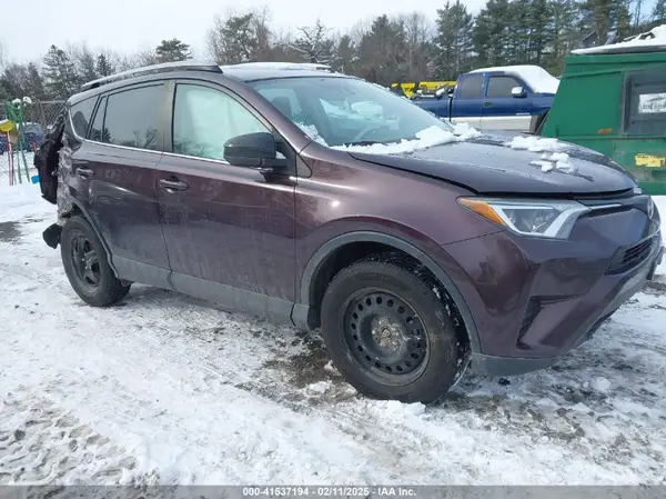 2T3BFREVXHW672607 2017 TOYOTA RAV 4 - Image 1