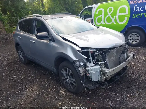 2T3BFREVXHW674681 2017 TOYOTA RAV 4 - Image 1