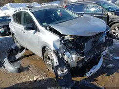 2T3BFREVXJW724596 2018 TOYOTA RAV 4