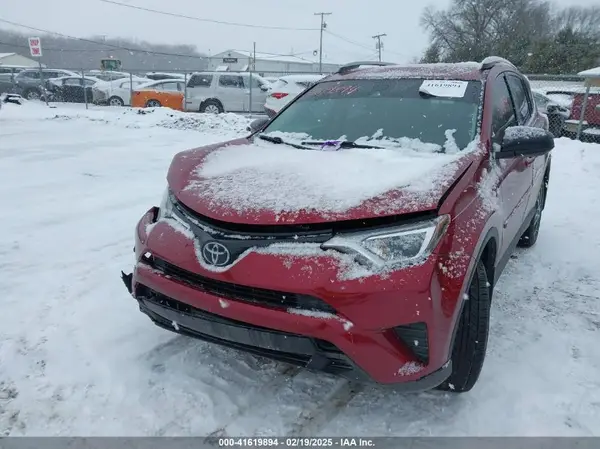 2T3BFREVXJW737333 2018 TOYOTA RAV 4 - Image 2