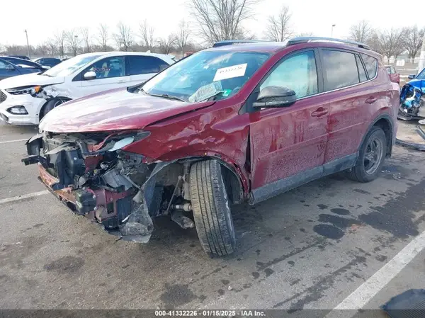 2T3BFREVXJW755637 2018 TOYOTA RAV 4 - Image 2