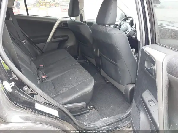 2T3BFREVXJW763690 2018 TOYOTA RAV 4 - Image 8