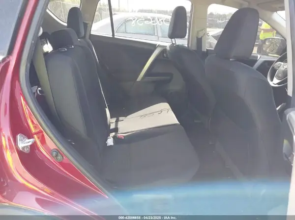 2T3BFREVXJW767609 2018 TOYOTA RAV 4 - Image 8
